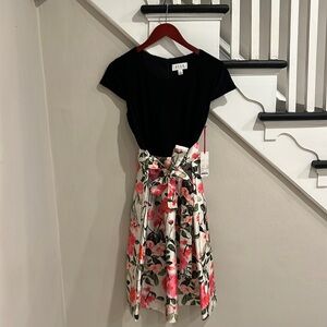 Beautiful MIDI Black Sleeveless with Floral Bottom size Medium